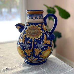 💛 The Great Wall sunflower painted pottery pitcher